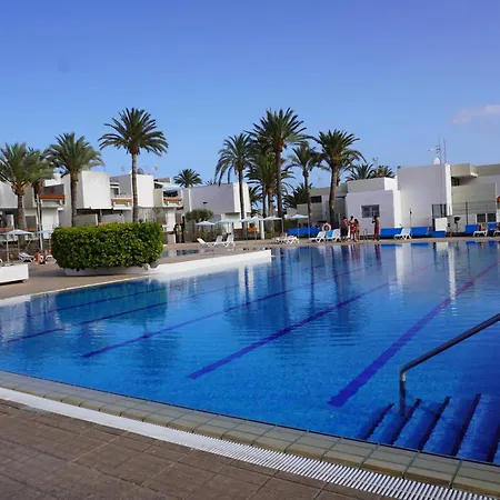 Apartamento Primavera Tranquil Retreat 2-bedroom With Balcony, Garden View & Fiber Wifi Arona (Tenerife)